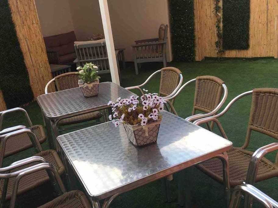 Oak Palace Oakplacescom León Εξωτερικό φωτογραφία