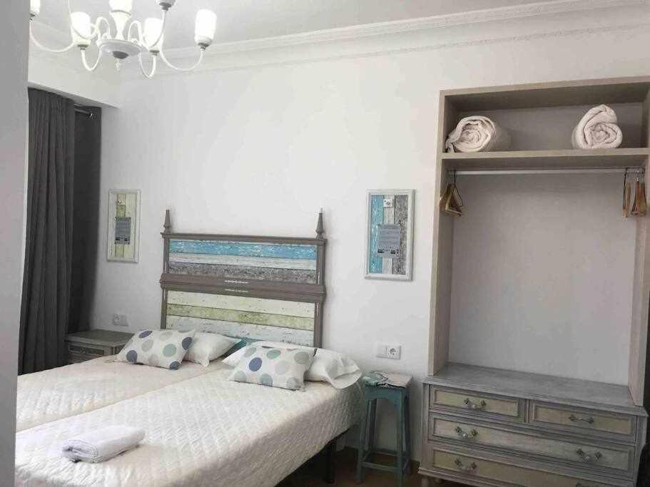 Oak Palace Oakplacescom León Εξωτερικό φωτογραφία
